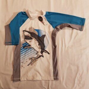 The Children's Place boys shark rash guard size 7/8